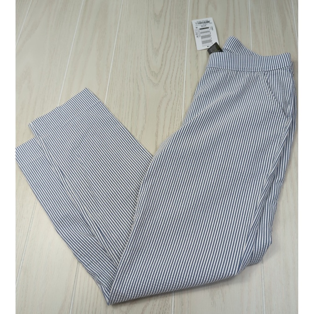 HUE Women's XS blue white striped seersucker loafer skimmer ankle pants NWT